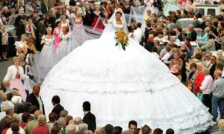gigantskoe-svadebnoe-plate-vau 26 важных моментов при планировании свадьбы