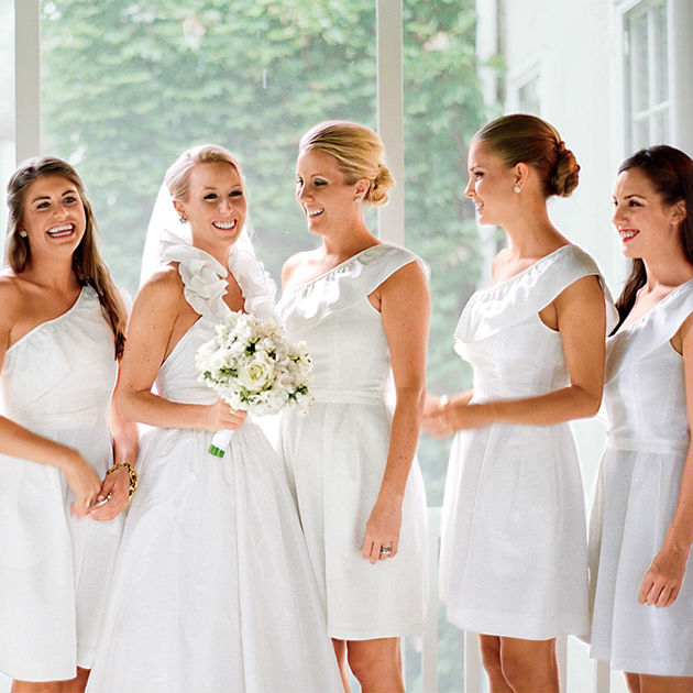 Mozhno-li-idti-v-belom-plate-na-svadbu-1 Почему не стоит идти в белом платье на свадьбу?