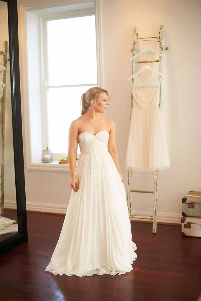 kak-vybrat-svadebnoe-plate-682x1024 Посмотрите на меня! - как выбрать свадебное платье - советы по выбору платья невесты