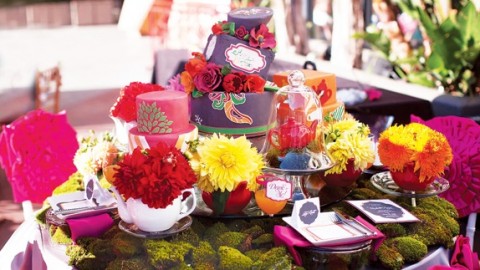 Декор и сервировка свадебного банкетного стола по мотивам «Чаепития у Шляпника» специально для свадьбы «Алиса в стране чудес»