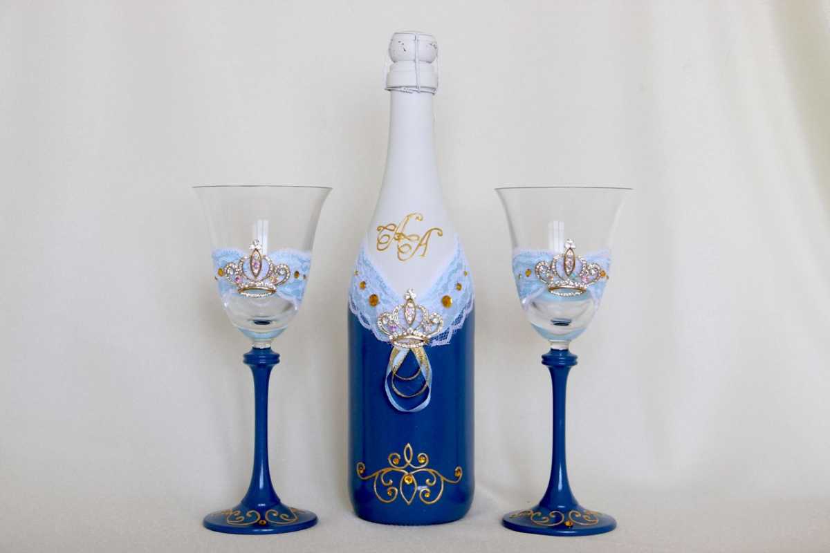 oformlenie-svadebnyh-butylok-7-1 Профессиональное оформление свадебных бутылок фото подборка самых удачных вариантов